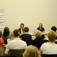 Veronica Kaup-Hasler im Institut für Kulturkonzepte